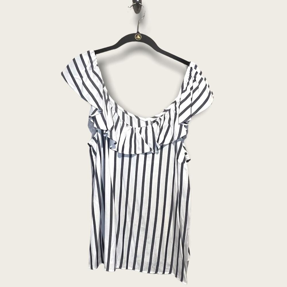 Old Navy NWT Striped Ruffle Sleeve Blouse size L